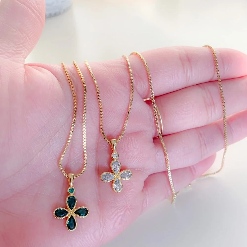 Four Leaf Clover Necklace | 14k Gold Filled - Picture 8 of 8